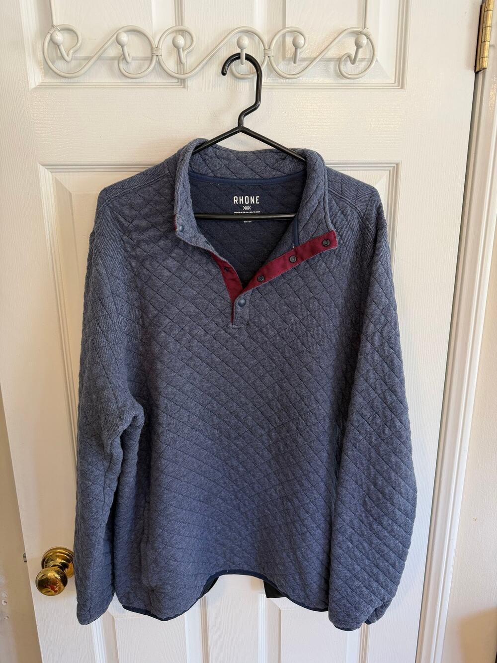 Rhone Men’s Henley sweatshirt size L